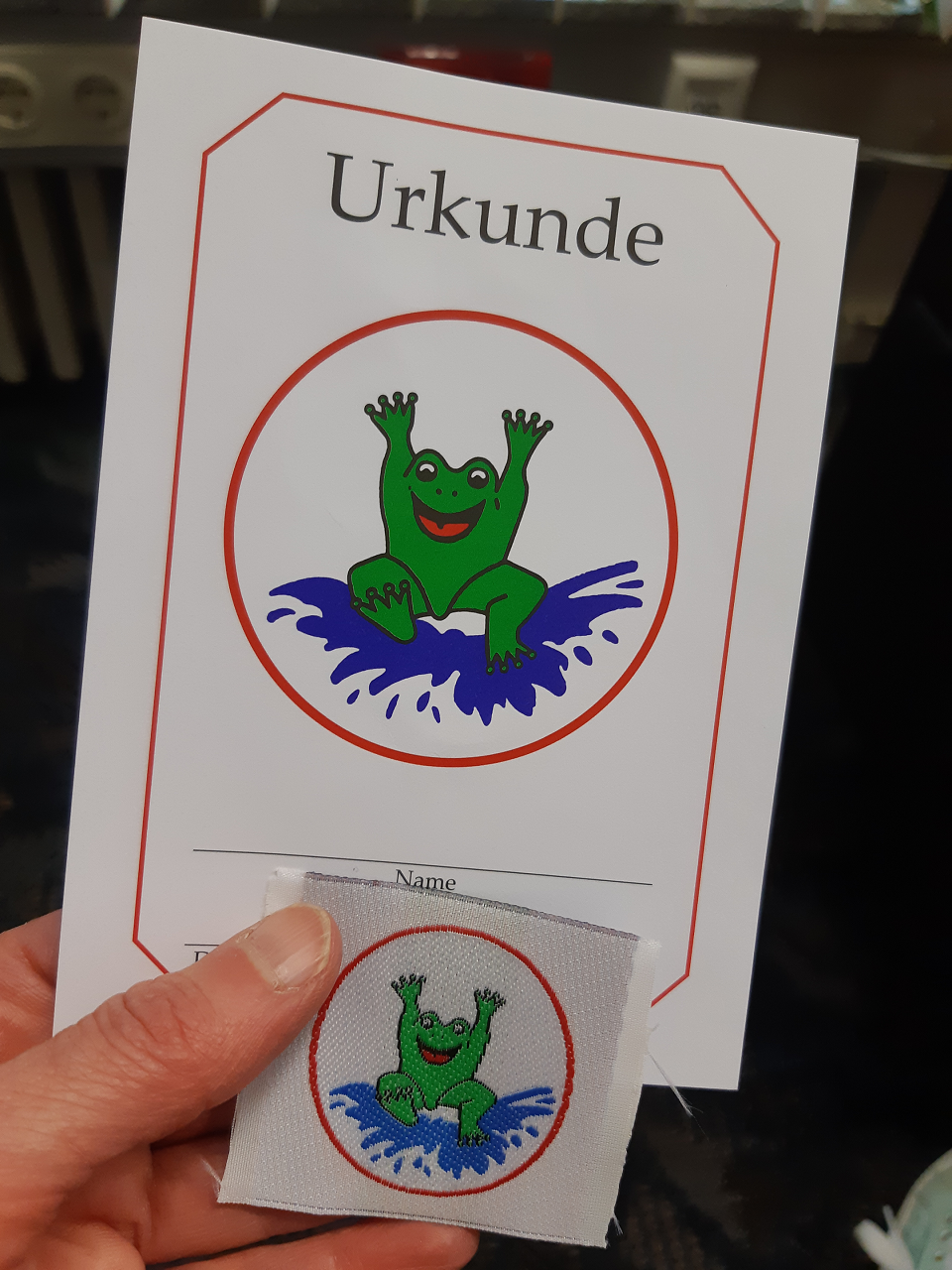 Zum Abschluss erhielten alle Kinder das „Frosch“-Abzeichen und eine Urkunde (Foto: Stadt Viersen)