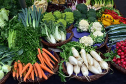 Marktstand mit Gemüse