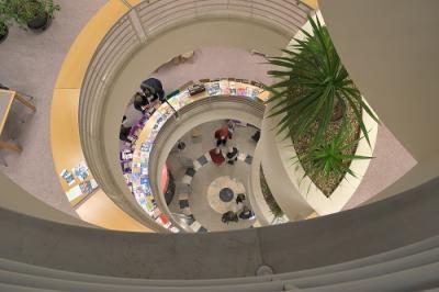 Rotunde in der Stadtbibliothek von oben