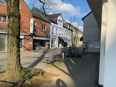 Blick in die Tönisvorster Straße vom Lindenplatz (Foto: Stadt Viersen)