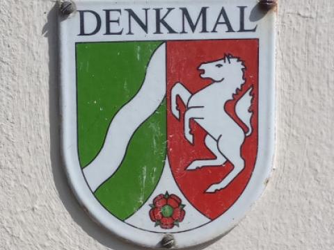 Denkmal-Schiild